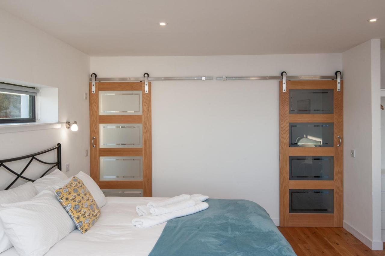 Croft 7 Geary Self Catering Studio With Stunning Sea Views Exterior photo